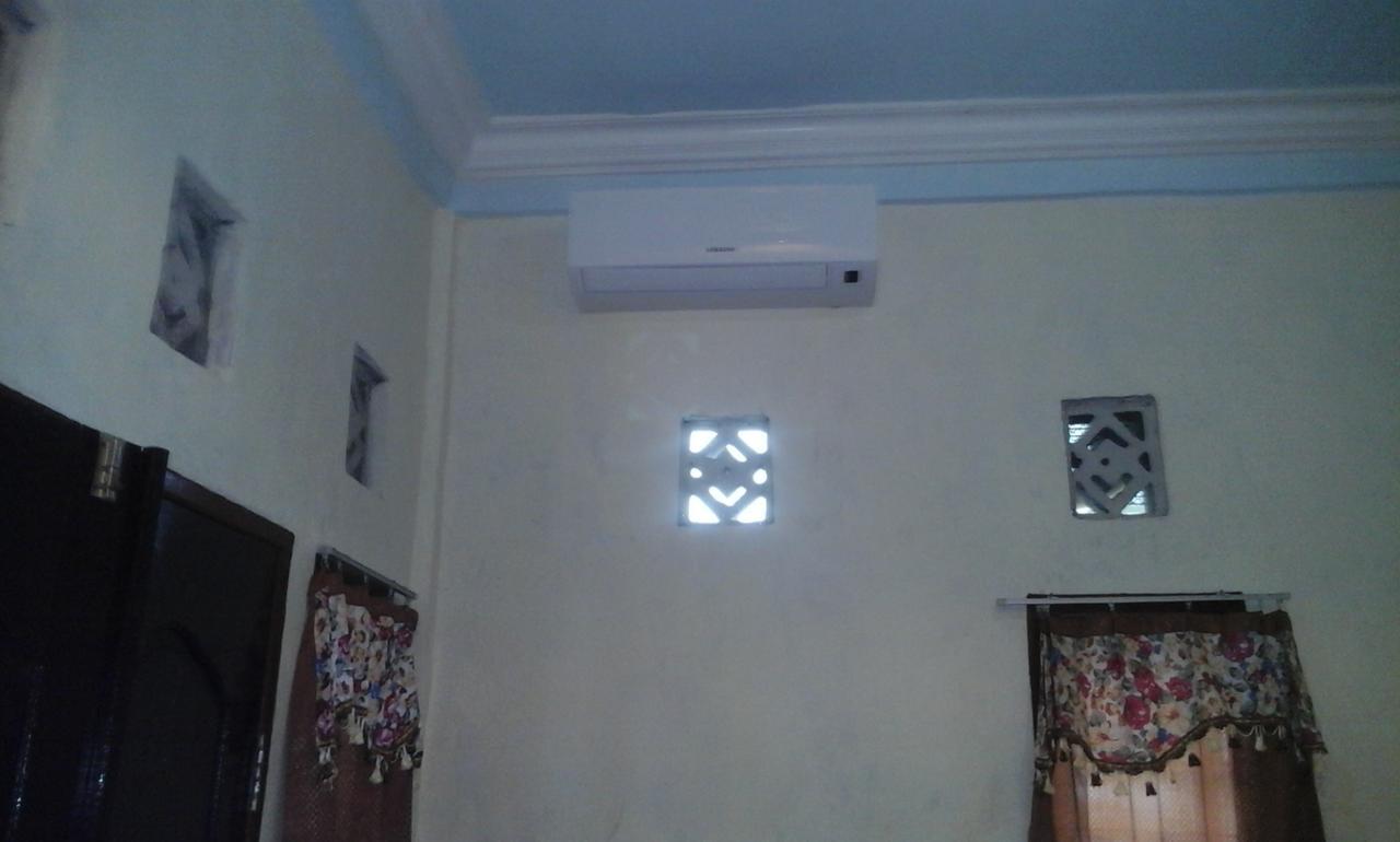 Pedek Homestay Praya Exterior photo