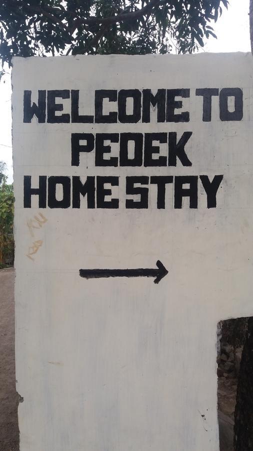 Pedek Homestay Praya Exterior photo